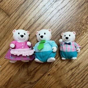 Calico Critters Adorable Bear Family Figurines in Pink and Teal
